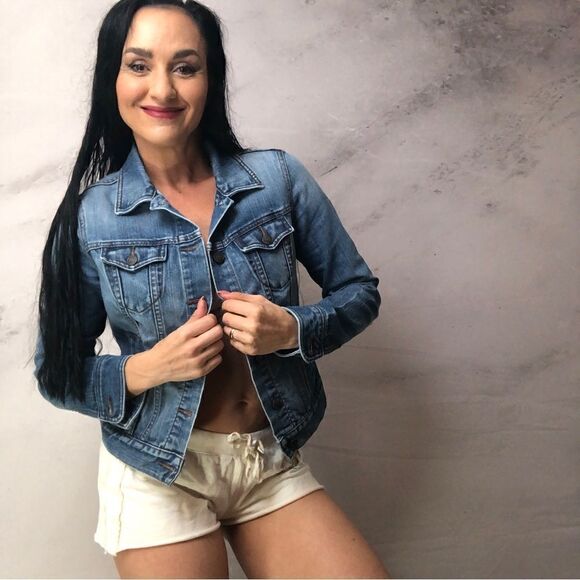 Old Navy Jackets & Blazers - Old Navy denim jean jacket